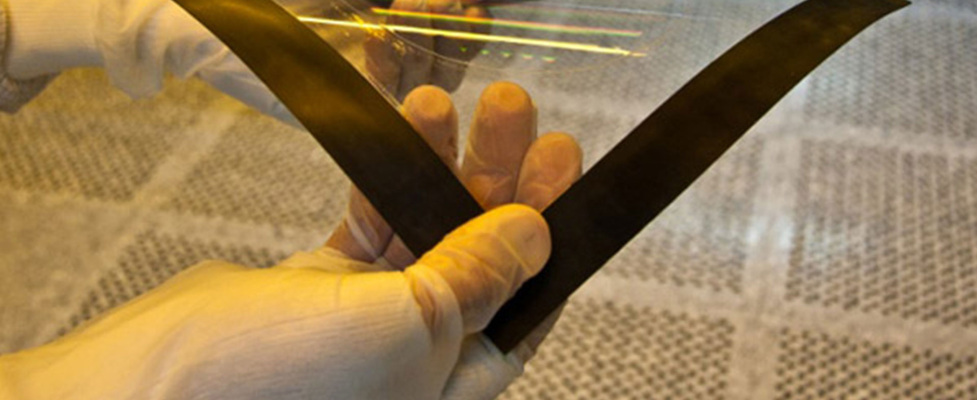 Substratkonforme Imprintlithographie funktionaler Materialien (SILFUMA)
